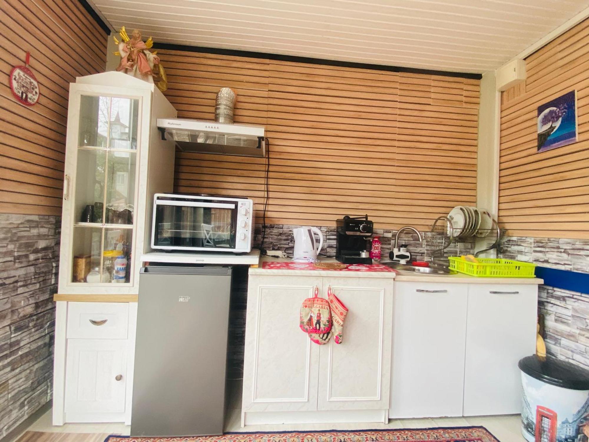 Niya Guest House Beli Iskar Luaran gambar