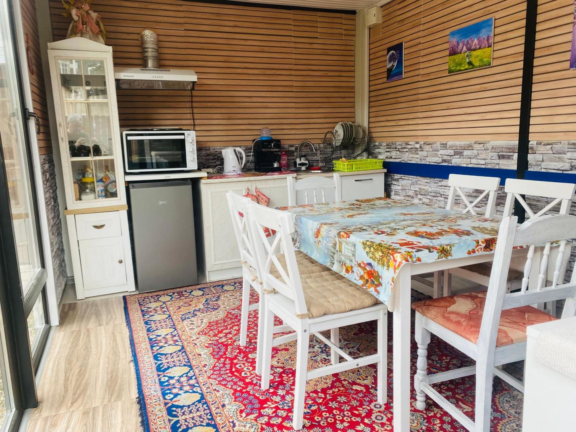 Niya Guest House Beli Iskar Luaran gambar